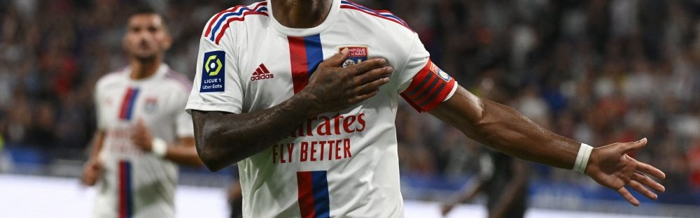  法甲金靴争夺白热化，姆巴佩与拉卡泽特仅差一球  