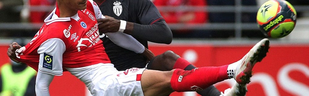  法甲战术革新见成效，兰斯主帅变阵三中卫收获奇效