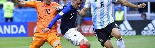  克莱蒙门将连续扑点，球队惊险守平强敌  