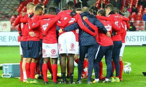  法甲保级大战上演戏剧性反转  