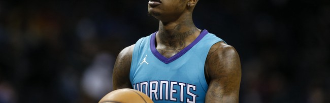  特雷杨三分十中六，老鹰大胜黄蜂巩固附加赛席位  