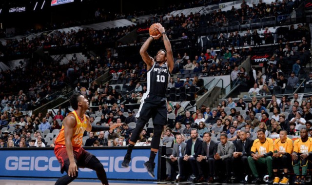  戈贝尔18篮板爵士力克魔术  