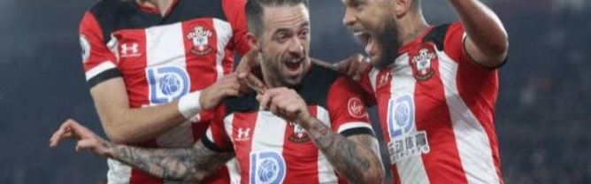  布雷斯特vs巴黎冲突不断，下半场多次中断比赛  