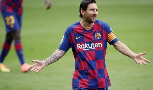  比勒菲尔德顽强逼平班霸，保级路上看到曙光  