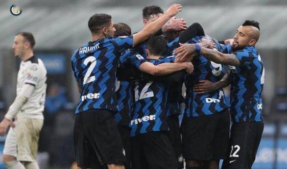  AC米兰锋线哑火闷平萨索洛错失登顶机会