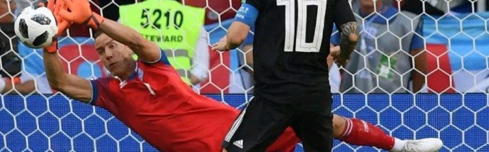  拉齐奥鹰击长空，因莫比莱戴帽导演大胜