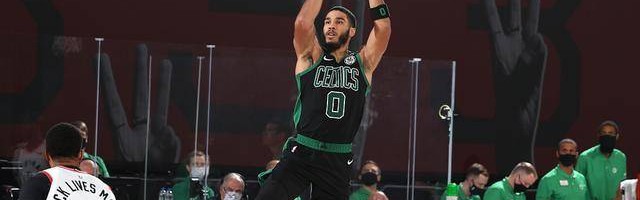  塔图姆35分绿军横扫猛龙  