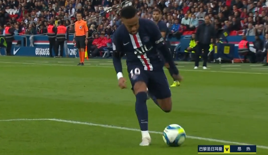  巴黎圣日耳曼豪取连胜，法甲霸主地位稳固如磐石